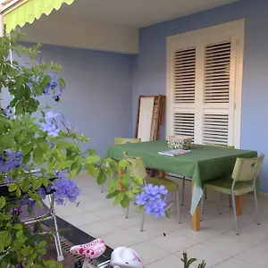 https://holiday-home-residence-azzurro.sicilyhotelsitaly.net